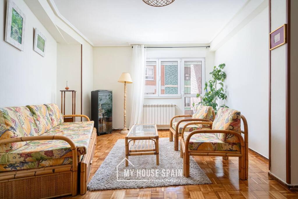 Myhousespain - Piso Centrico Junto A La Playa Gijón Exteriör bild